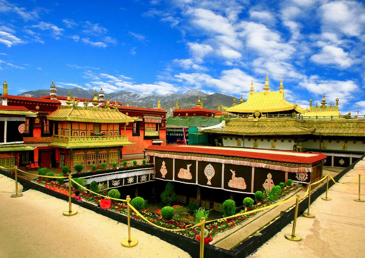 Храм Джоканг в Лхасе, Китай 🇨🇳