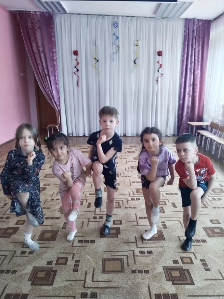 💪Логоритмика - это система упражнений, объединяющая слово, движение и музыку, которая развивает речь