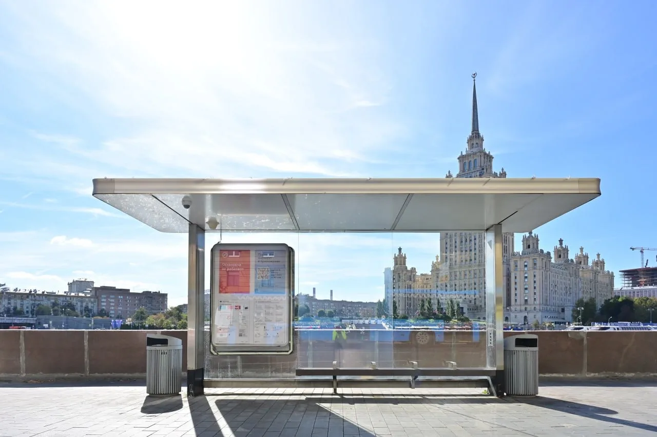 🚌 В Москве до конца 2026 года заменят все остановки городского транспорта, сообщил «Мо...