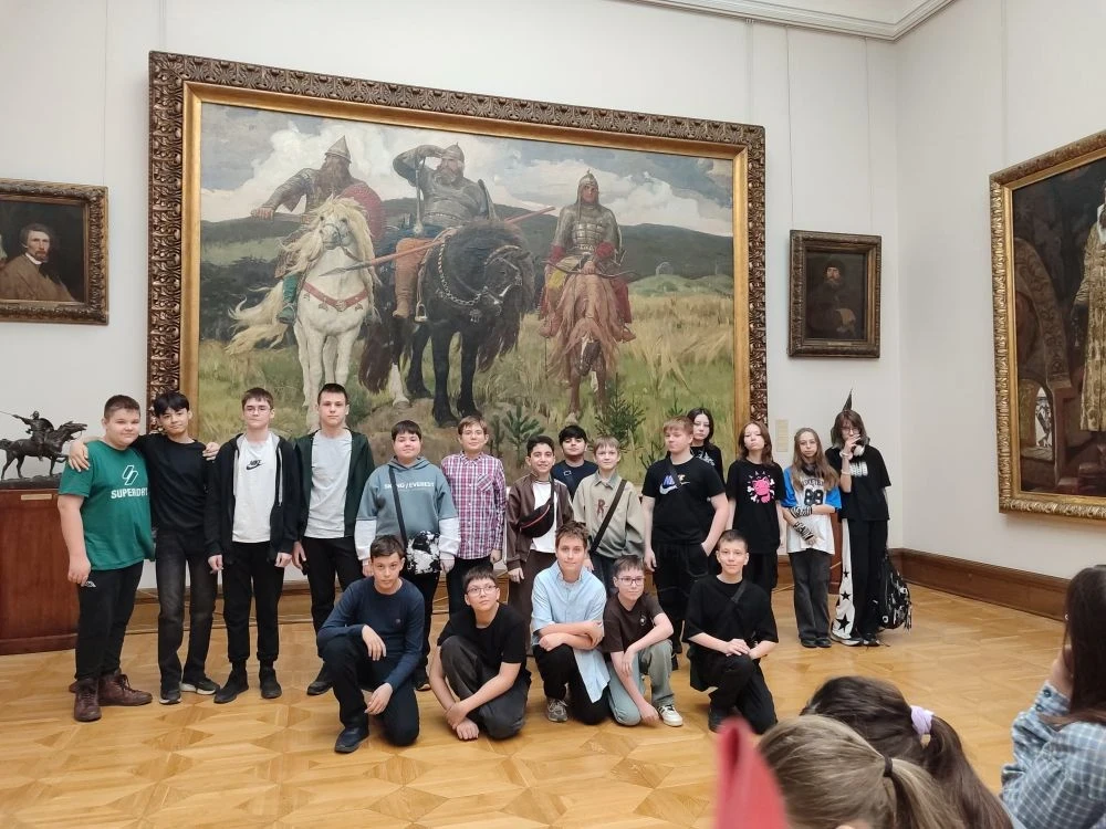 🎨 ПРИКЛЮЧЕНИЕ В МИРЕ СКАЗОК И КАРТИН!  Наши кадеты 6 «Р» класса окунулись в волшебный мир искусства 