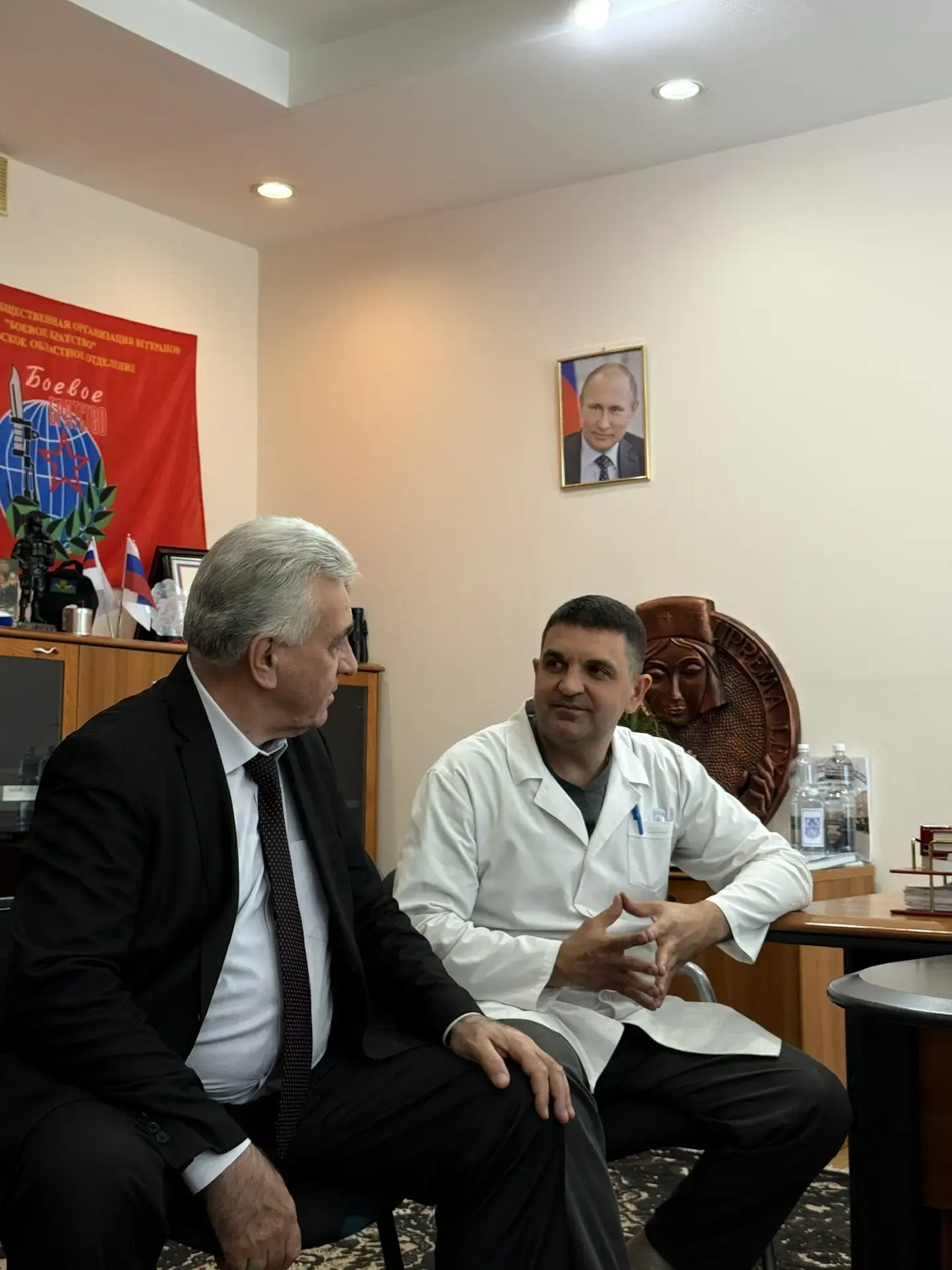 🇷🇺 «Своих не бросаем»: делегация МГРИ посетила участников СВО в санатории имени Горького   Профком и