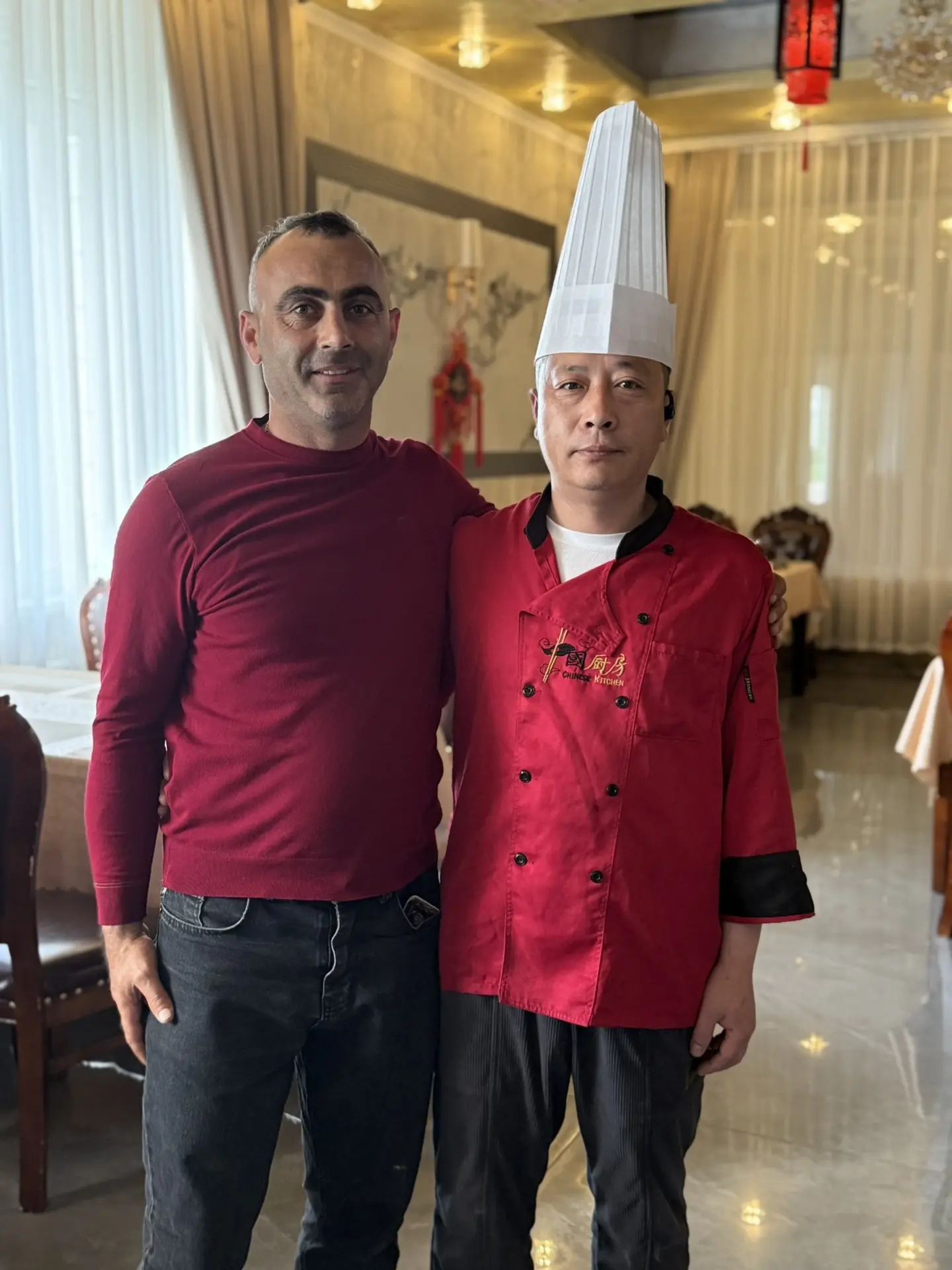 Повар в ресторане из Китая