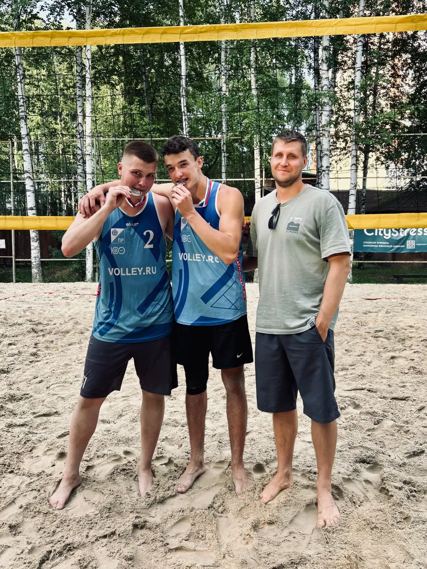 Наши парни — настоящие бойцы! 💪
Ростислав Биксентеев и Илья Дударов завоевали серебряные медали на 