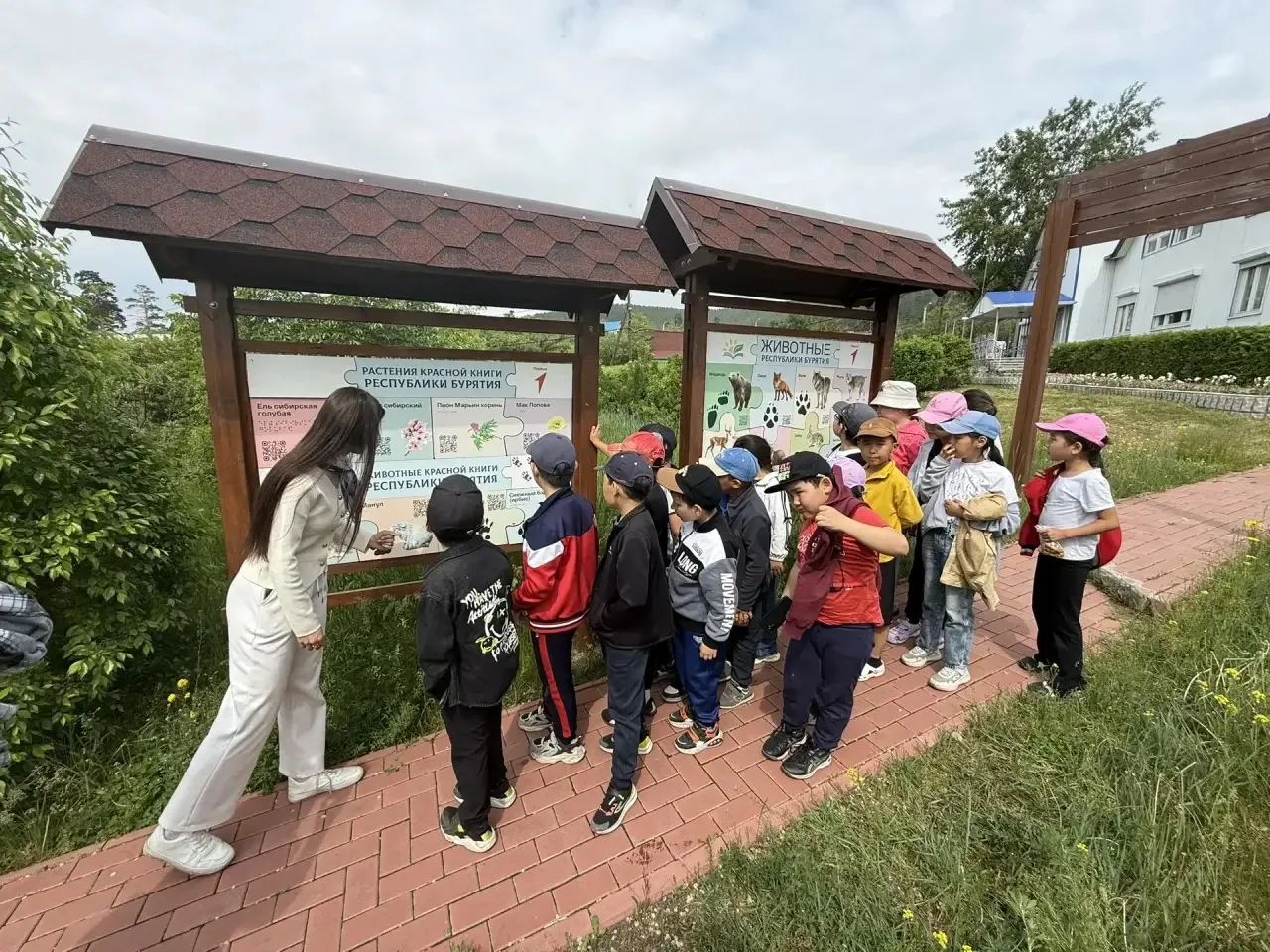 Летний экологический практикум «ЮННАТ» продолжается! 🌿

Каждый день в нашем центре проходит интерес