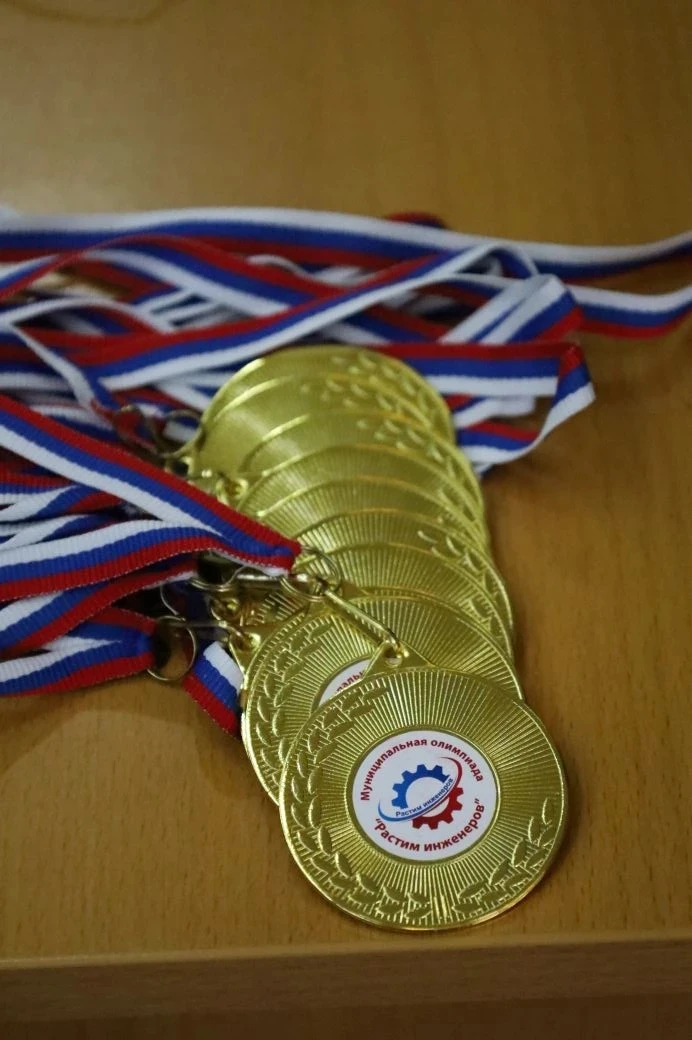 🎉  Поздравляем победителей и призёров олимпиады «Растим инженеров»!🎉  На Республиканском фестивале «
