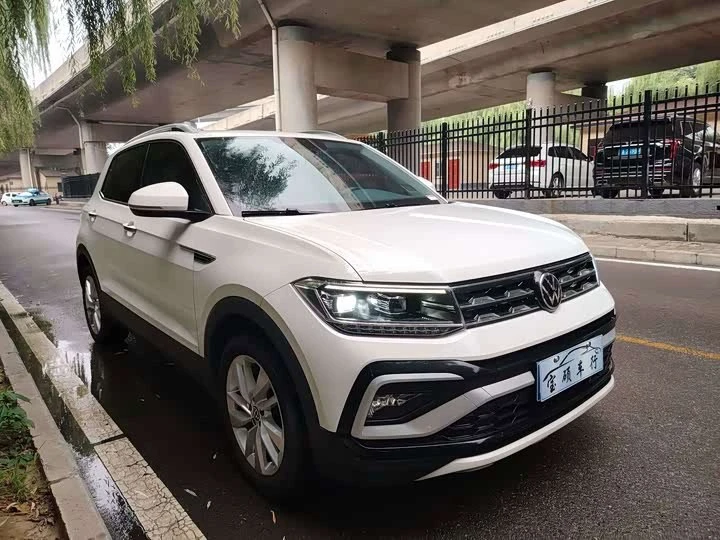 Volkswagen T-Cross доступен