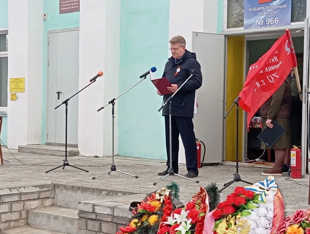 Сегодня в деревне Грехово состоялось торжественное мероприятие, посвящённое 81 -ой годовщине Победы 
