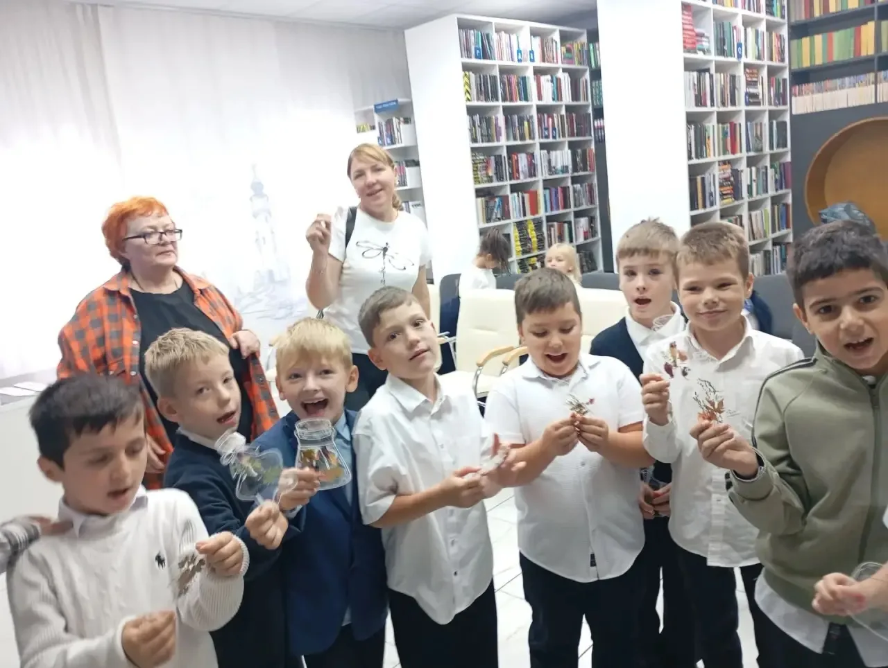 📚 Волшебное путешествие 1А класса в библиотеку имени И. А. Бурмистрова 📚