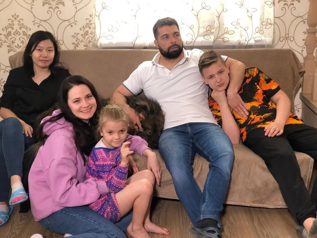 В Хабаровском крае успешно реализуется мера поддержки для семей, взявших на воспитание детей-сирот  