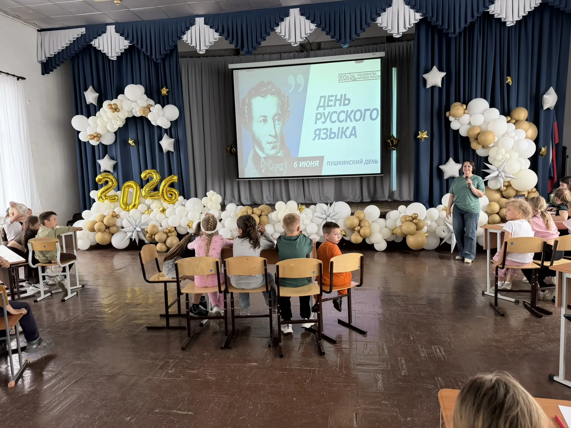 Пушкинский праздник в нашем лагере! 📚✨

В преддверии дня рождения Александра Сергеевича Пушкина и Д