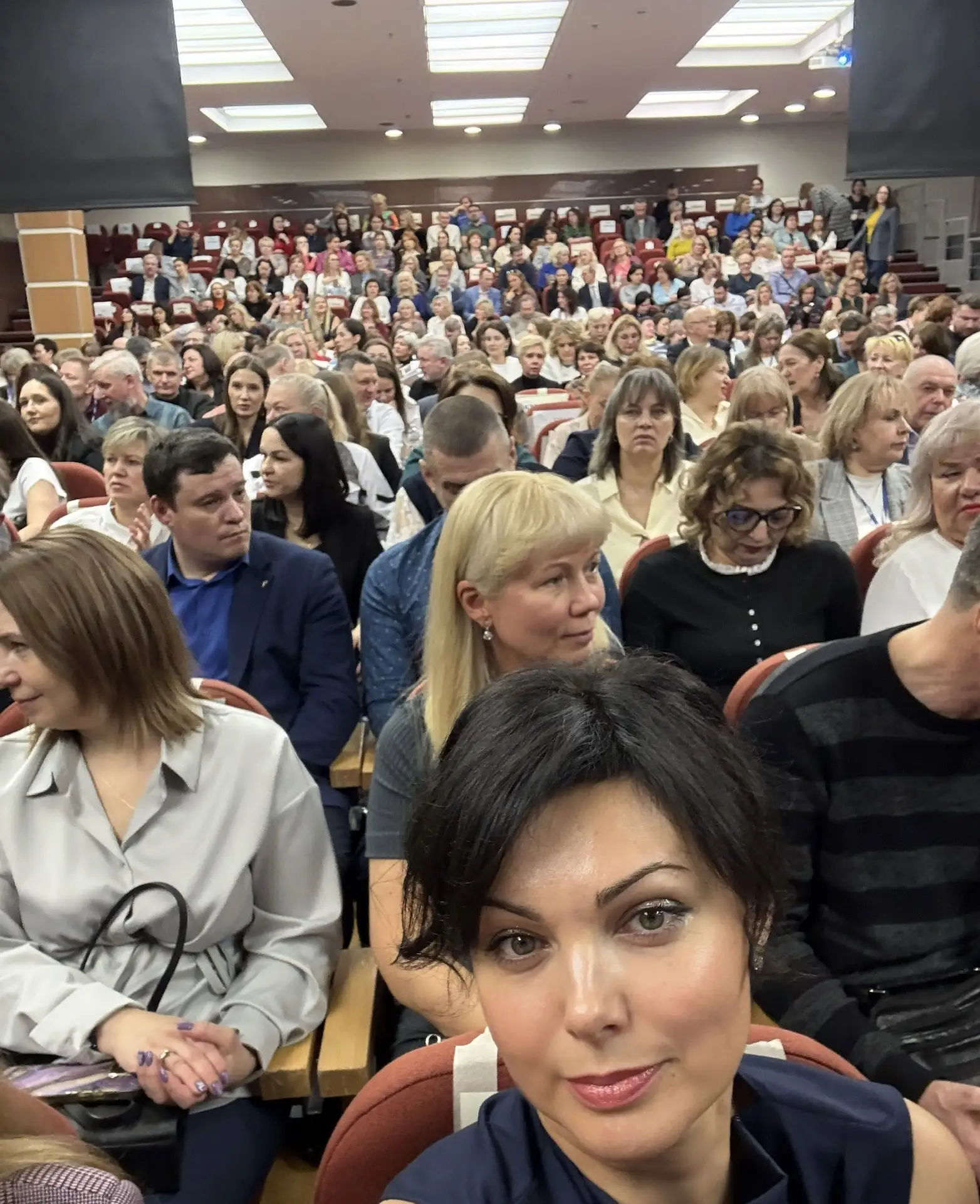 Малая часть компании. А на первых рядах самое лучшее отделение Беляево (мое отделение )...