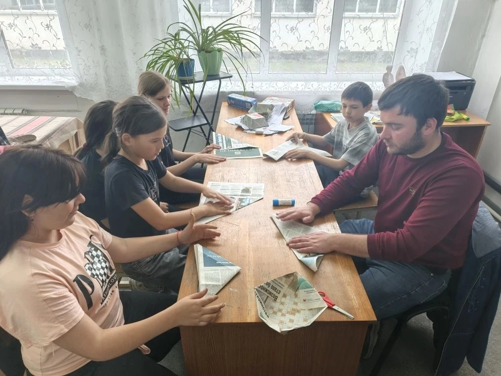 В нашем летнем лагере реализуется программа "Мы - единая Россия", которая направлена на то, чтобы ре