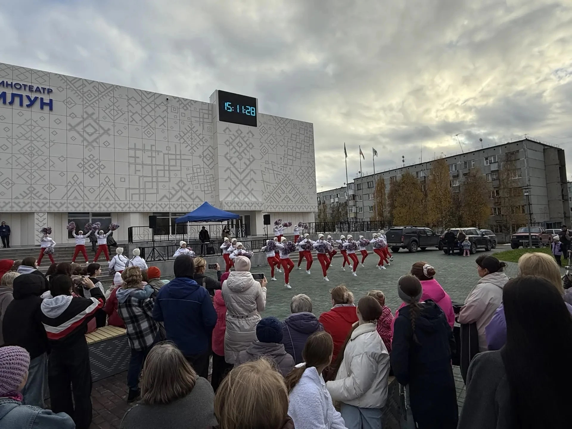 Вчера у Томлуна было весело. Ходили?