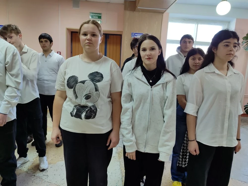 6 апреля 2026 г. в КЧР ГБПОО МПК «Профессионал» прошла торжественная линейка, ознаменовавшая начало 