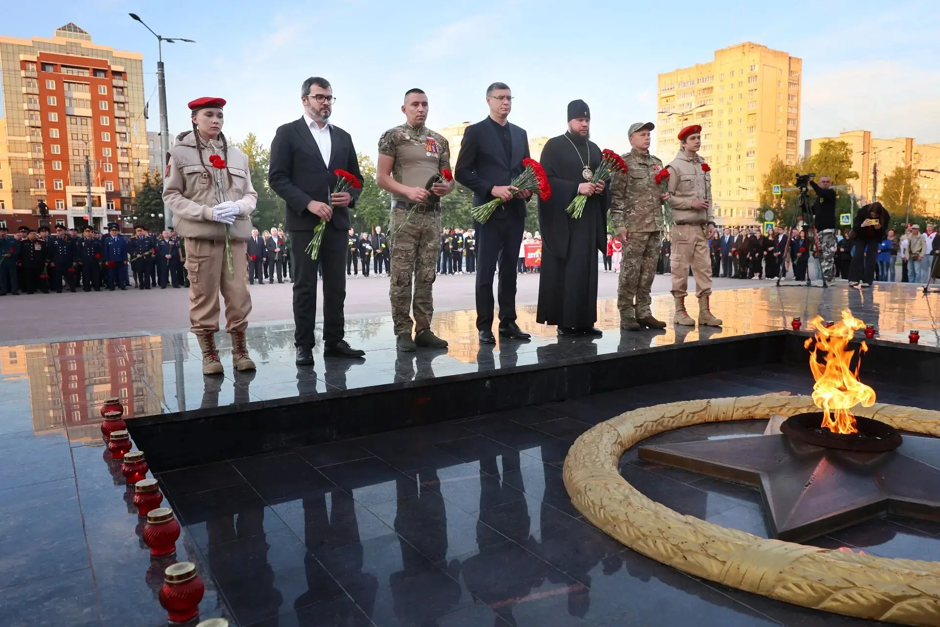 🕯 Сегодня в 4 часа утра на площади Победы во Владимире прошла траурная церемония, посвященная Дню п