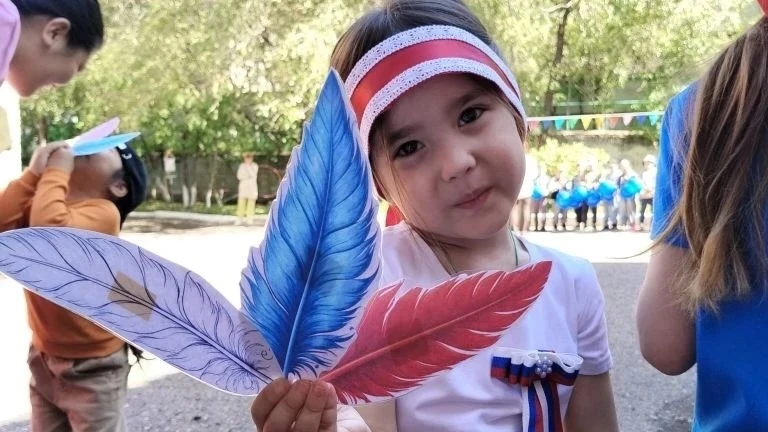 «Россия — это мы!» Семейный праздник в детском саду 🇷🇺

Сегодня в МБДОУ N87 прошло мероприятие, по