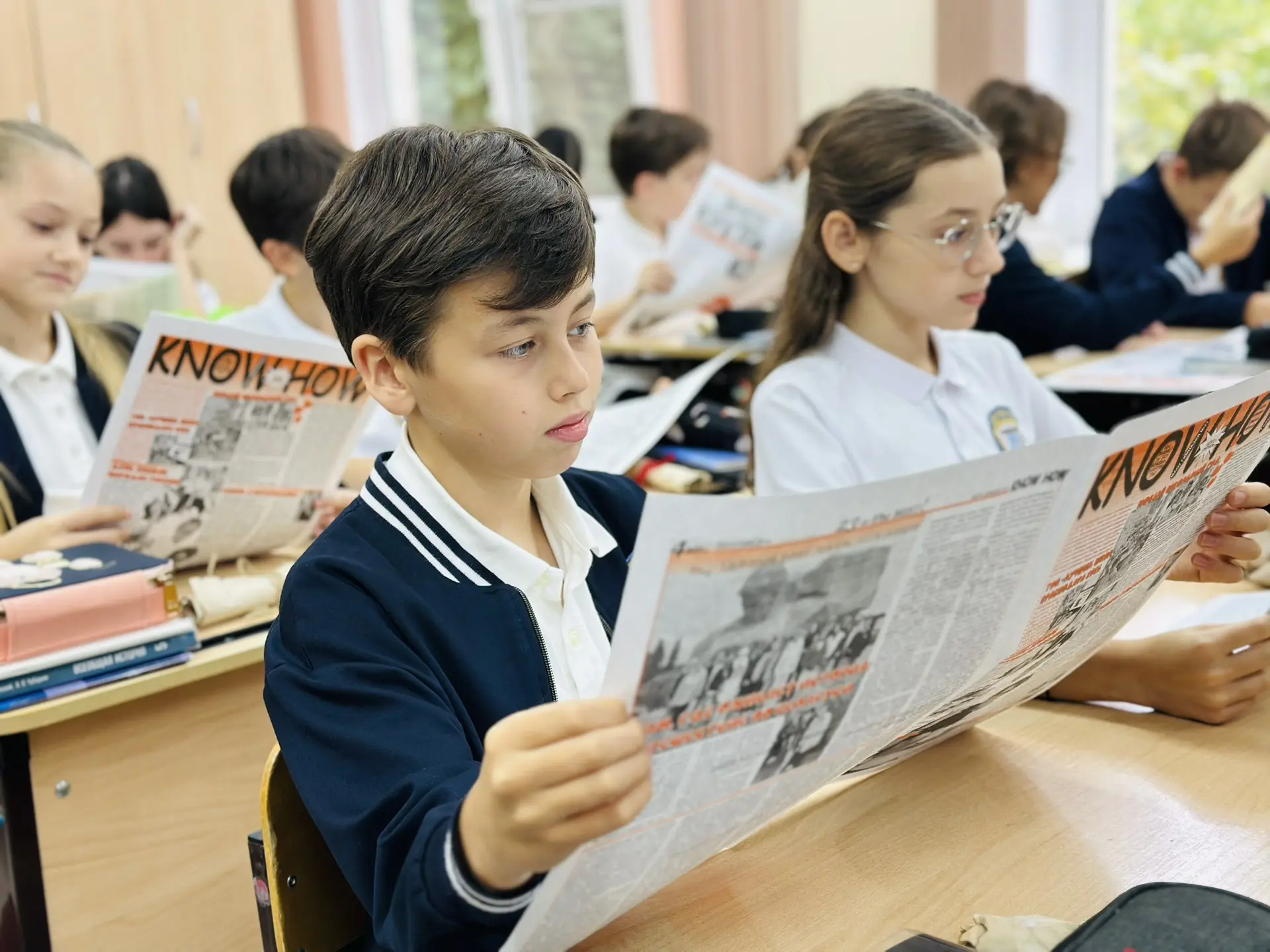 Что делаю гимназисты прямо сейчас?
