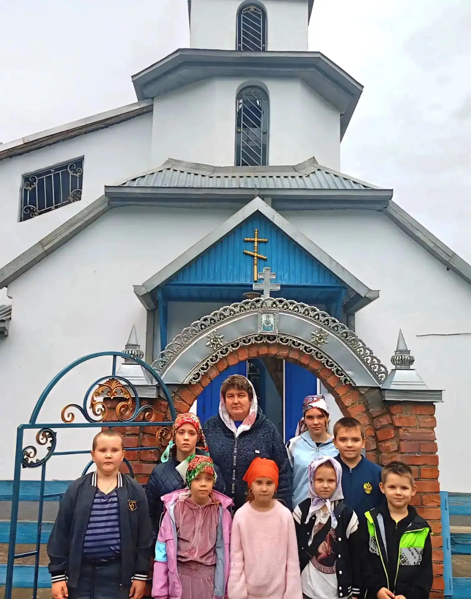 Юные жители Новосредненского побывали в местном храме