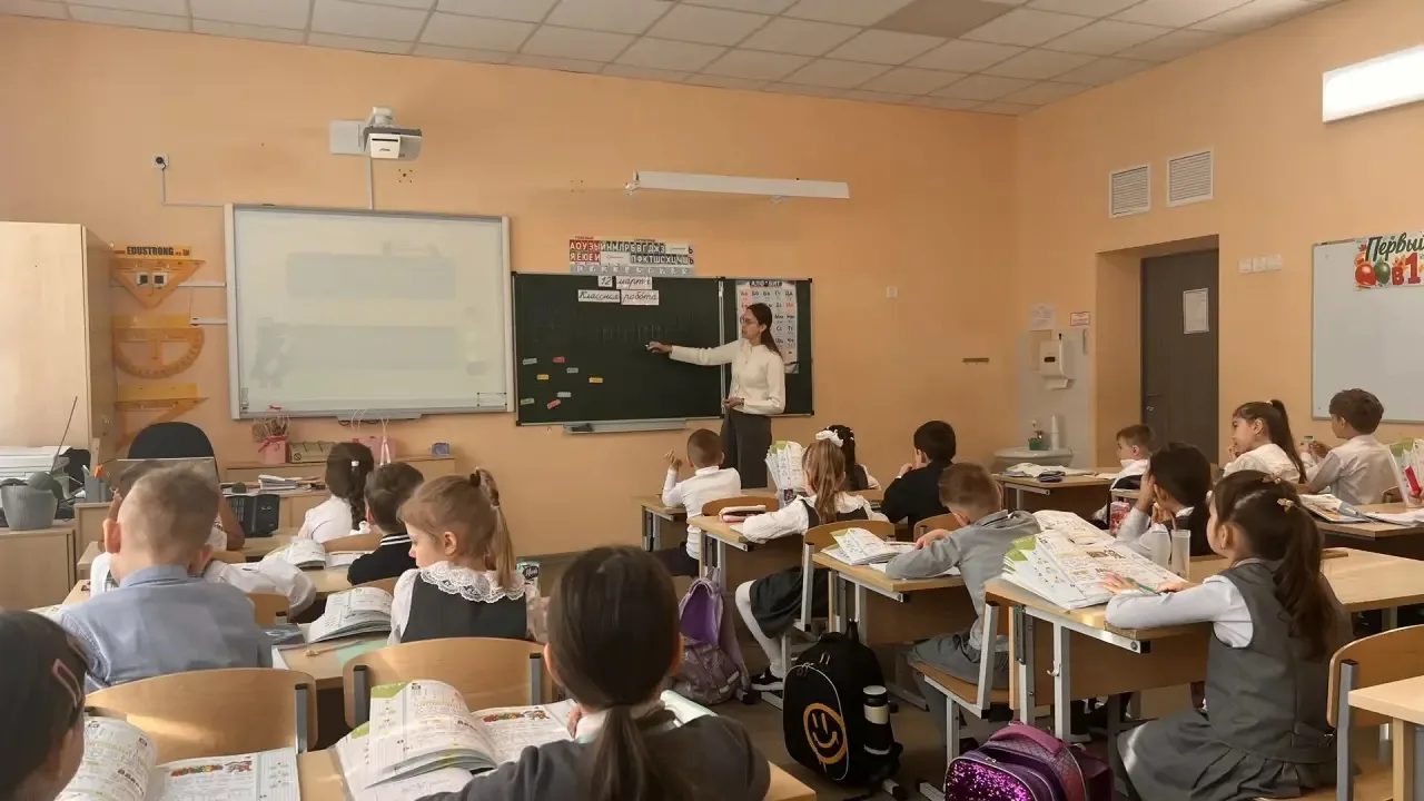 🎓 12 марта День математики, мы снова погружается в мир интересного💫 Сегодня прошёл Брейн ринг по мат