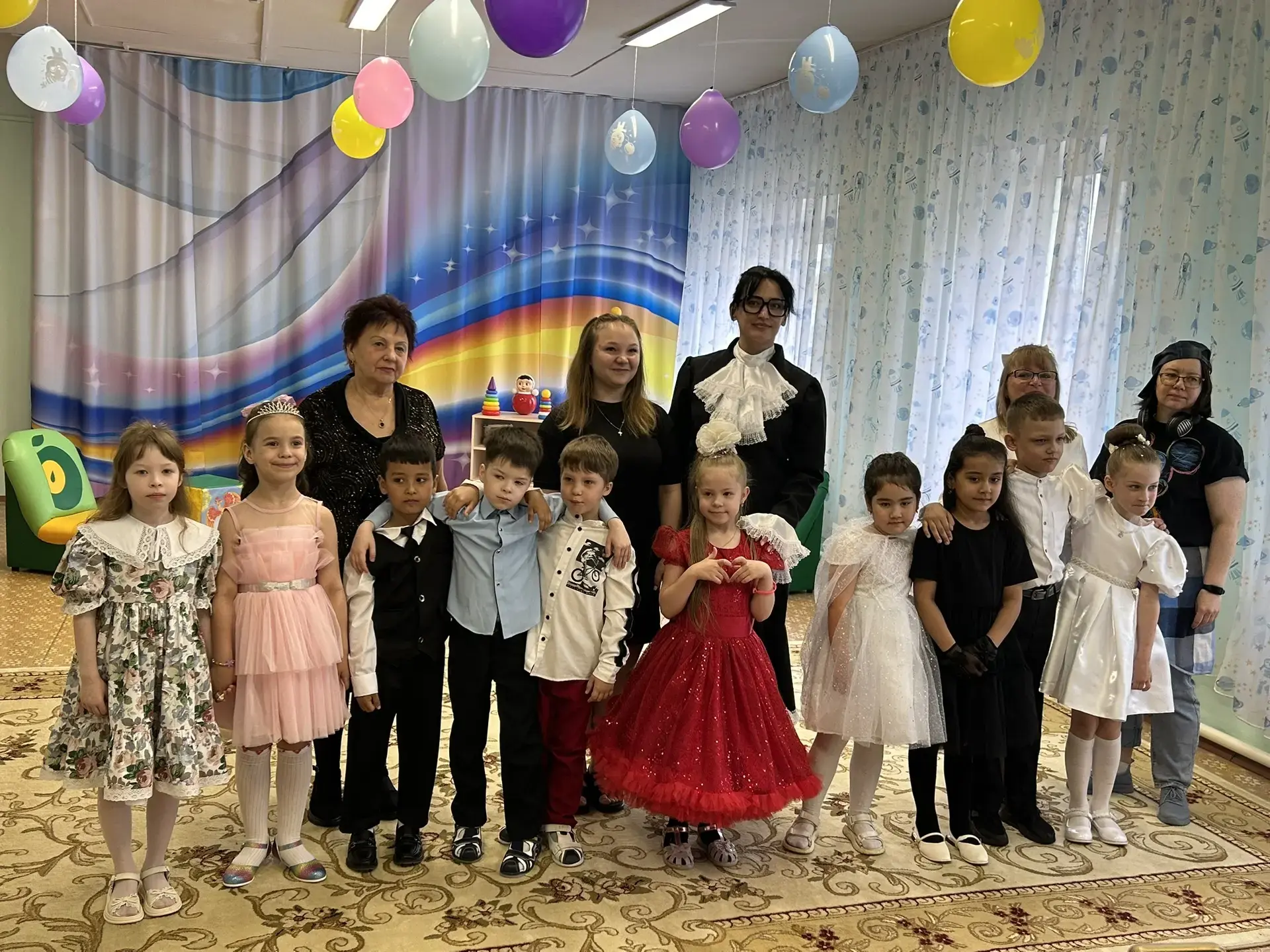 🕊 Немного грустно и очень светло