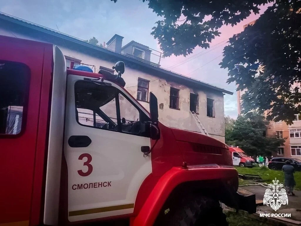 На Попова пожар повредил несколько квартир