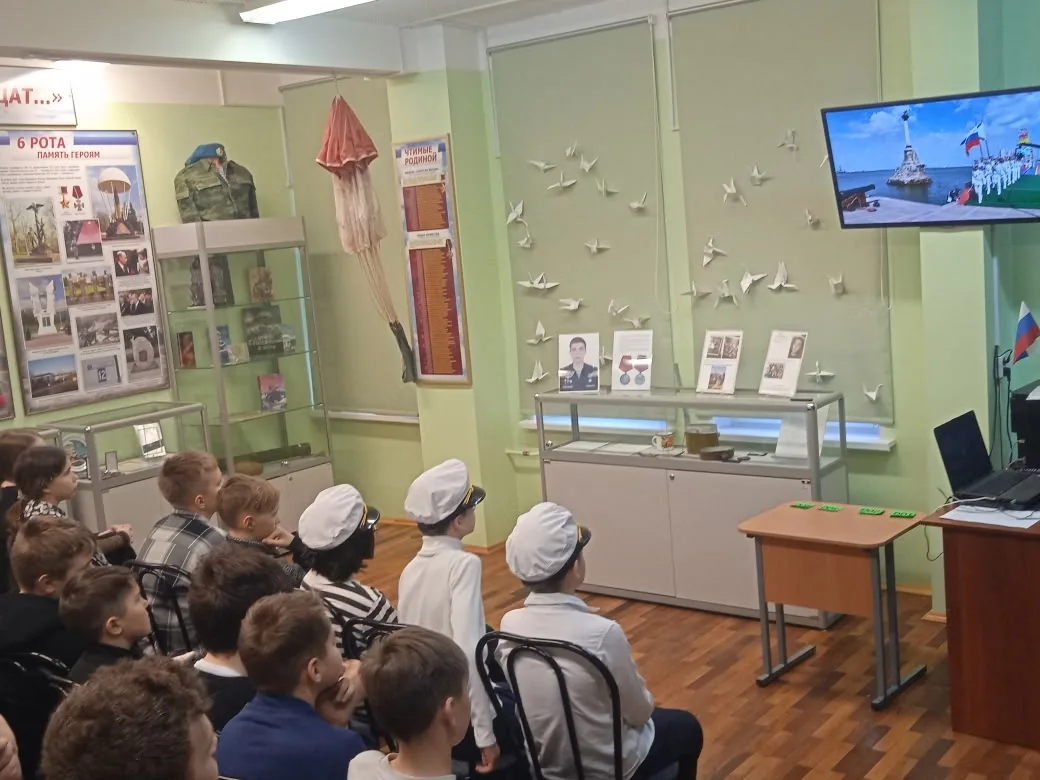 «Наш Крым»: путешествие по родной земле с юными юнгами ⚓🌊  В преддверии Дня воссоединения Крыма с Ро