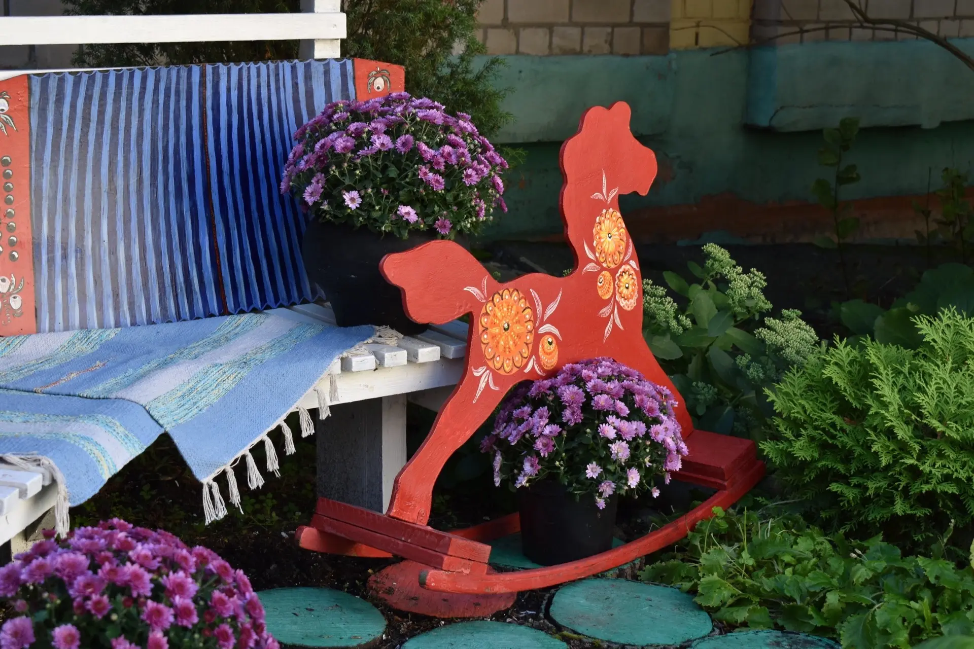 Череповец расцветёт скоро вновь!   🌺 Каждый год наш город становится уютнее и ярче. И это происходит