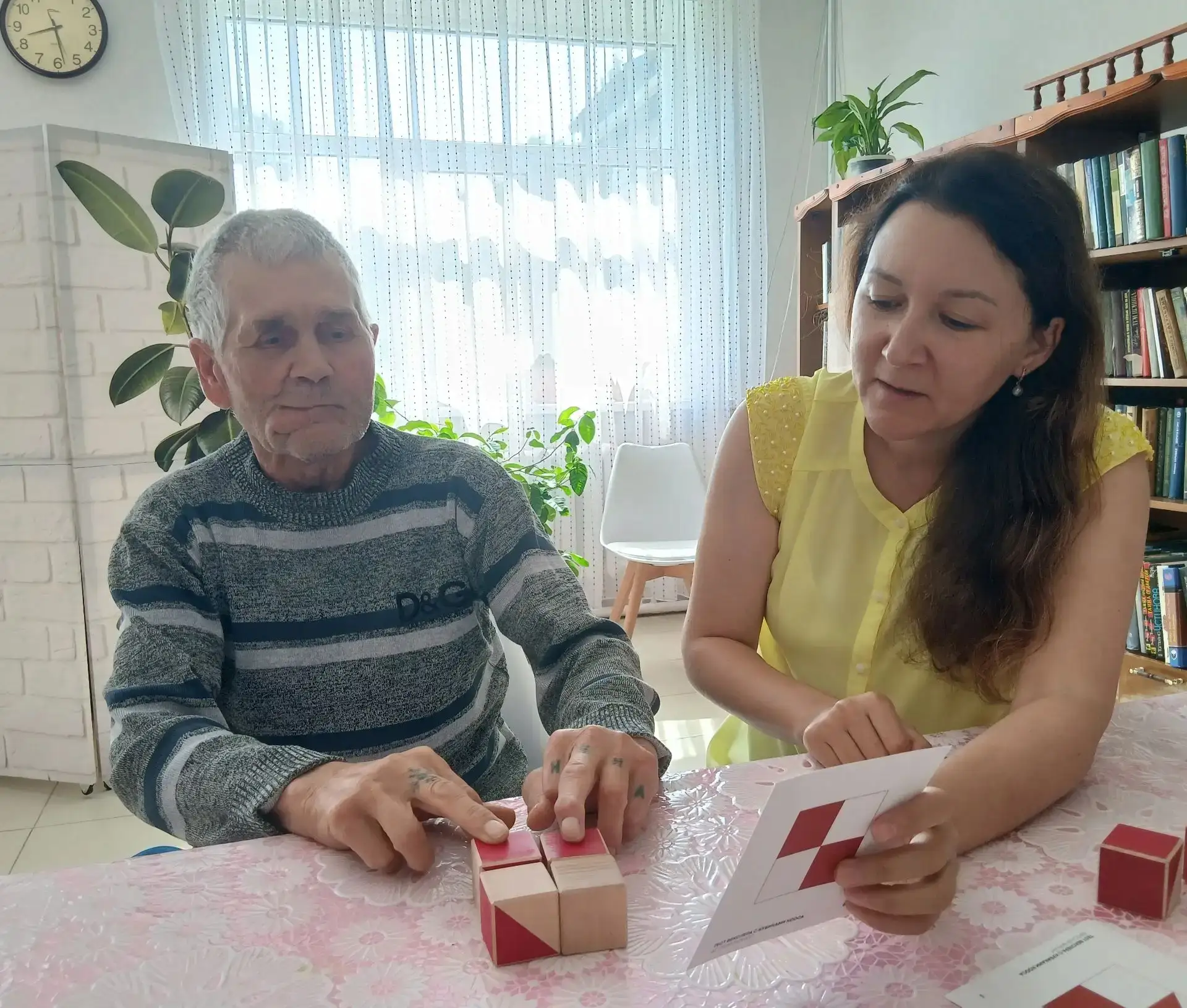 🎲🧩Замедляем деменцию🧩🎲

🧠Психолог Тихонова Ирина провела с подопечными индивидуальные занятия с
