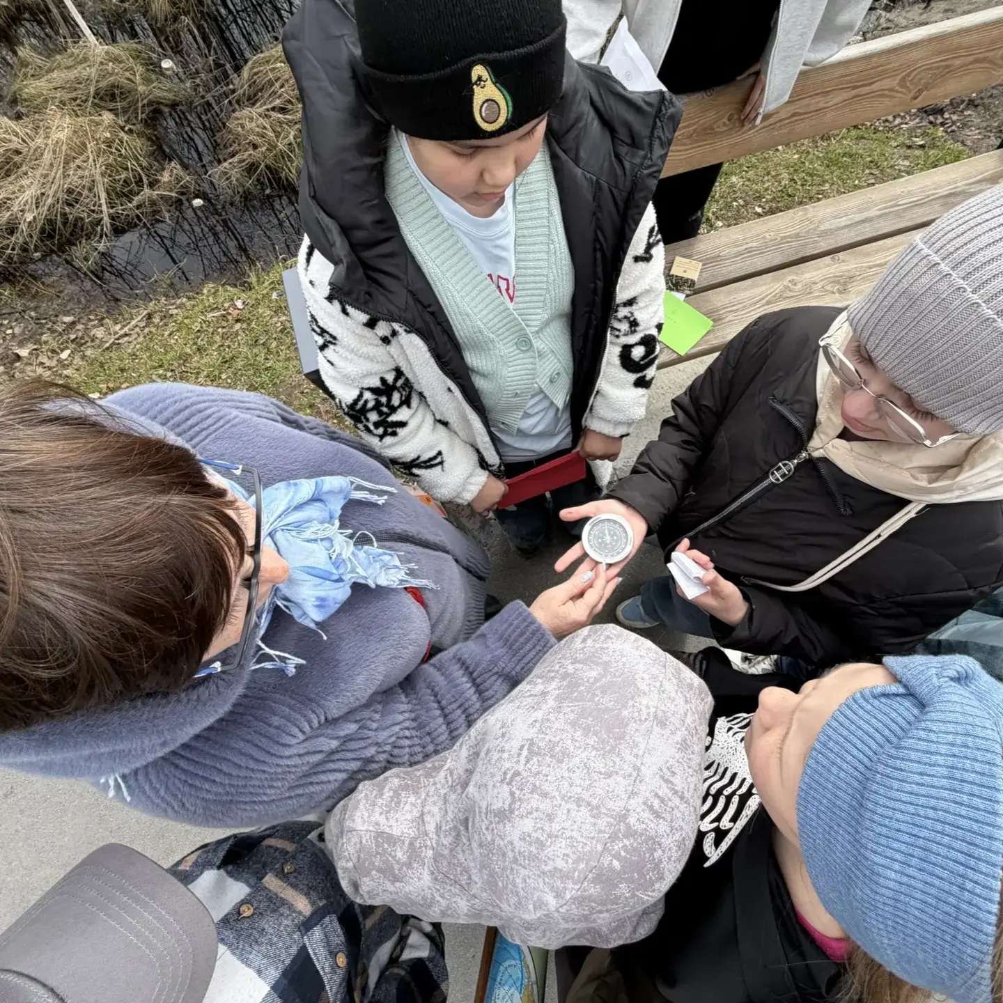 2️⃣2️⃣ мая ученики 5в класса отправились в необычный поход🏕️ — не просто за впечатлениями, а на наст