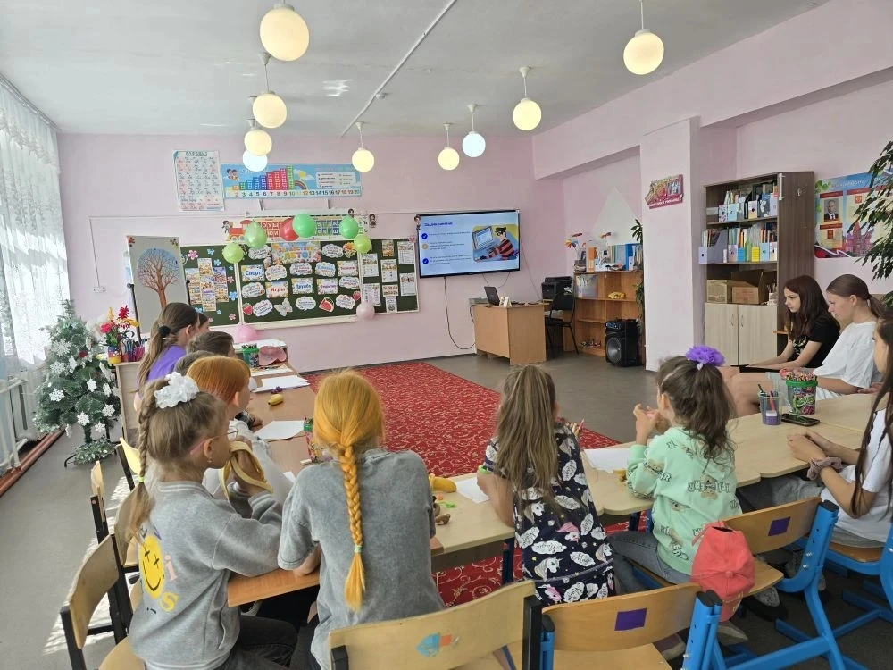 Третий день пришкольного лагеря: знания, творчество и приключения! ☀️👦👧