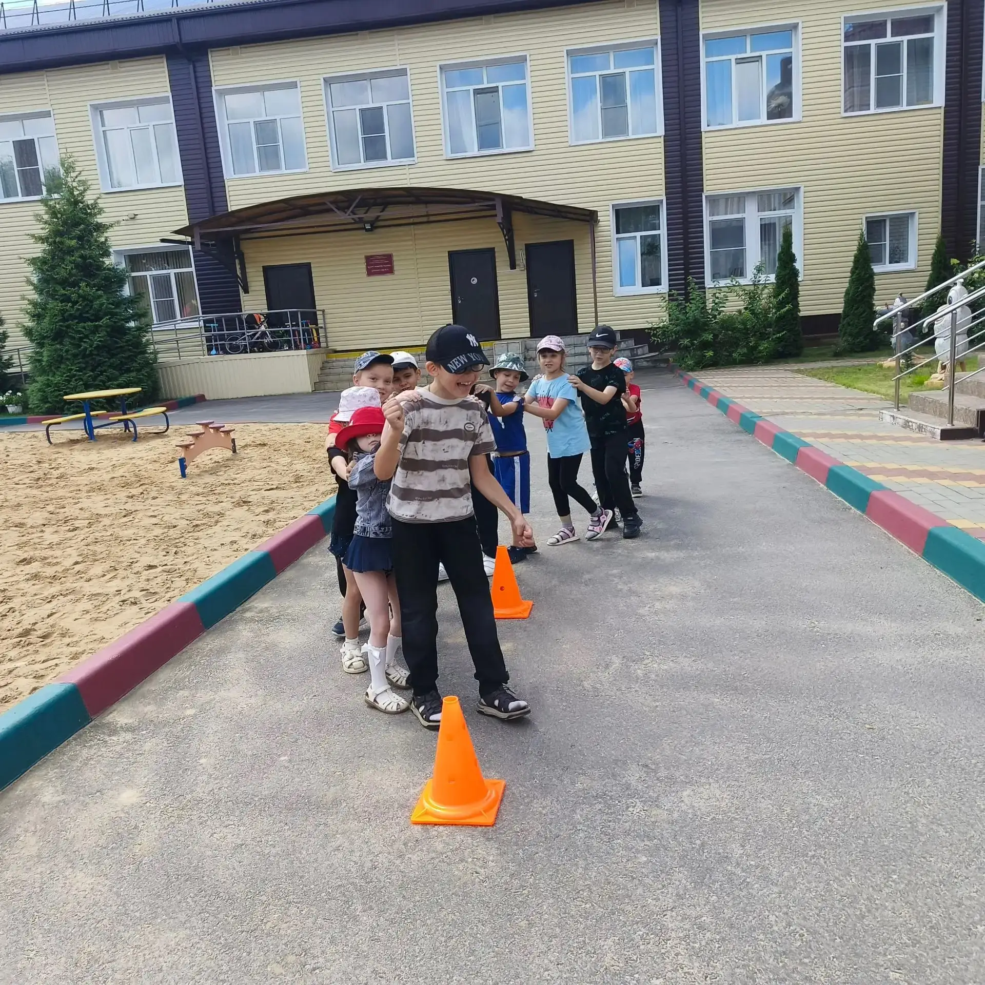 День дружбы в группе «Семицветик»!