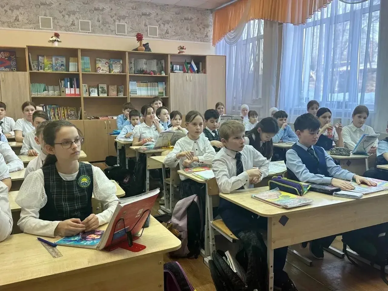 Сегодня наши гимназисты взяли на себя важную миссию — провести уроки памяти для сверстн...