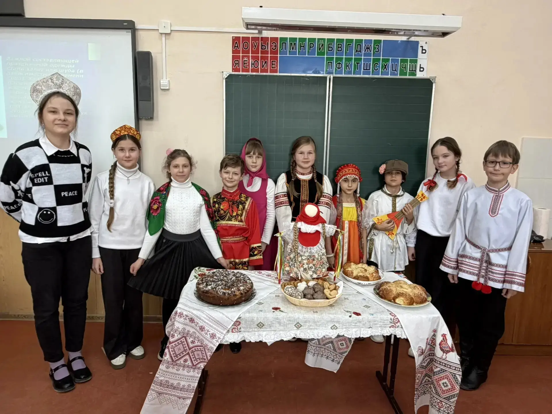 Наши Орлята России отмечают Масленицу 🥞