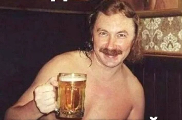🍺 Сегодня отмечается Международный день пива 

Вы точно знаете, как отпраздновать)

 @tn_33 - Подпи