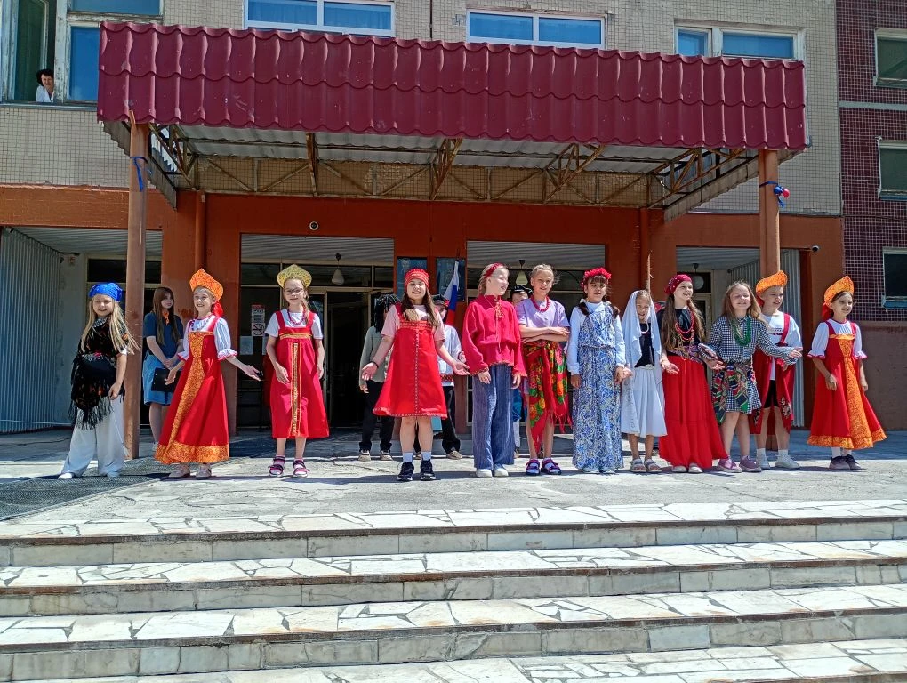 ✅✅✅12 июня - день России.

🚩Этот день символизирует национальное единство, гражданскую солидарность
