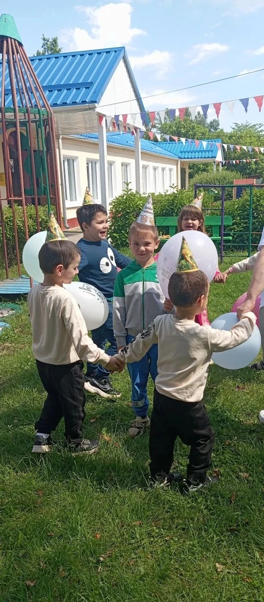 Сегодня поздравляли