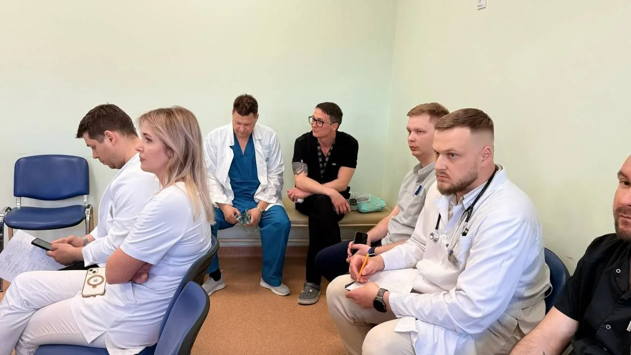 🩺🚨 В Детской областной больнице прошли учения по массовому поступлению пострадавших  Сценарий максим