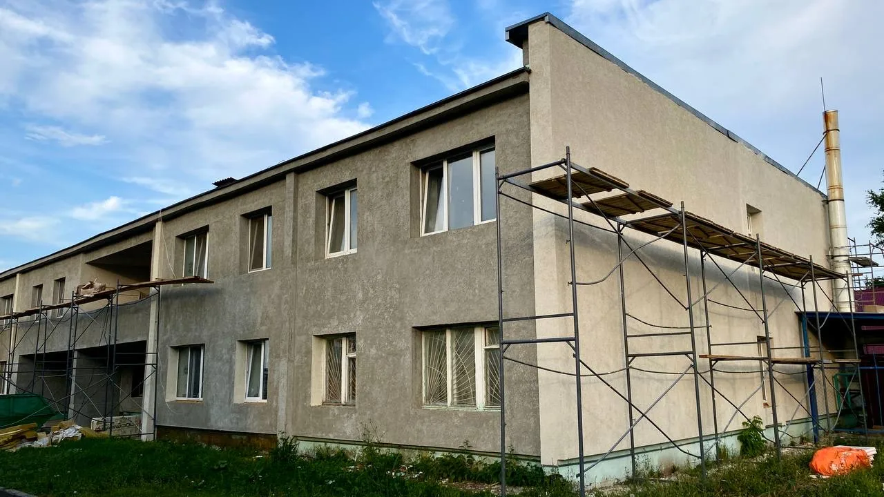 В шести многоквартирных домах Лаишевского района проведут капитальный ремонт 🚧  В 2026 году в Лаишев