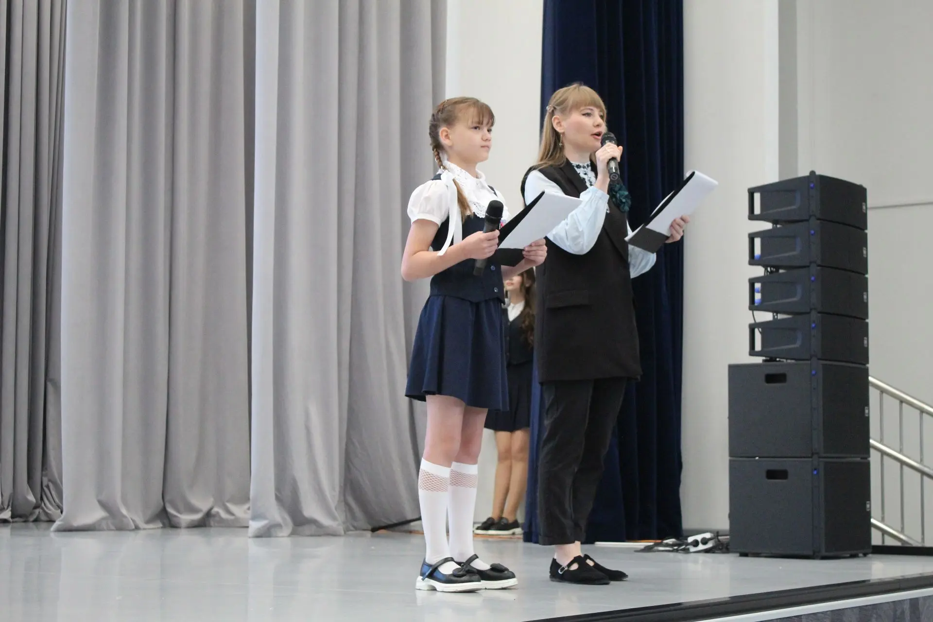 🎓 Первый выпускной в лицее: прощай, начальная школа!

В нашем лицее состоялось по-настоящему истори