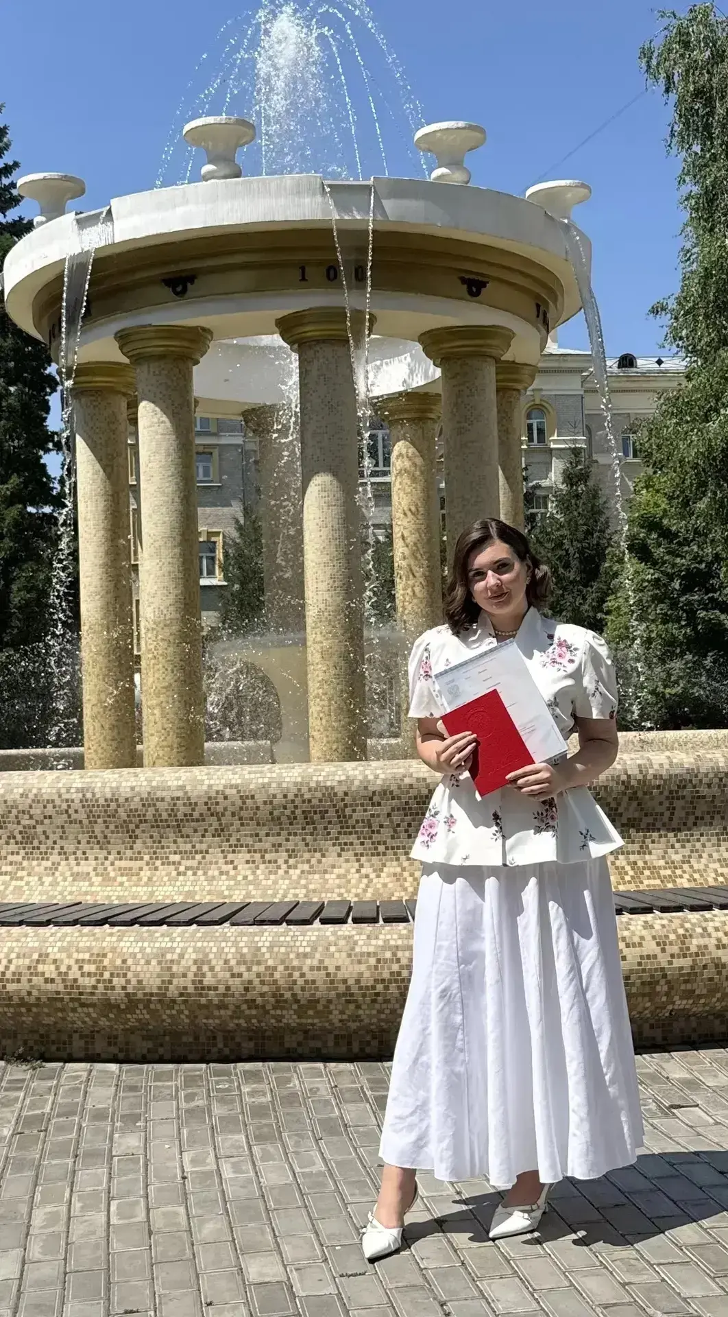 🎓Друзья, у нас сегодня невероятно радостная новость — Яковлева Анастасия Александровна получила дип