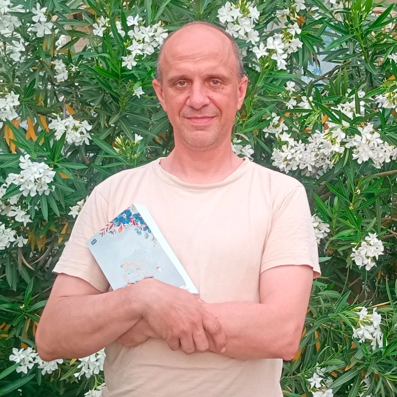 Сегодня свой день рождения отмечает участник СВО, поэт, прозаик, наш друг Александр Каш...
