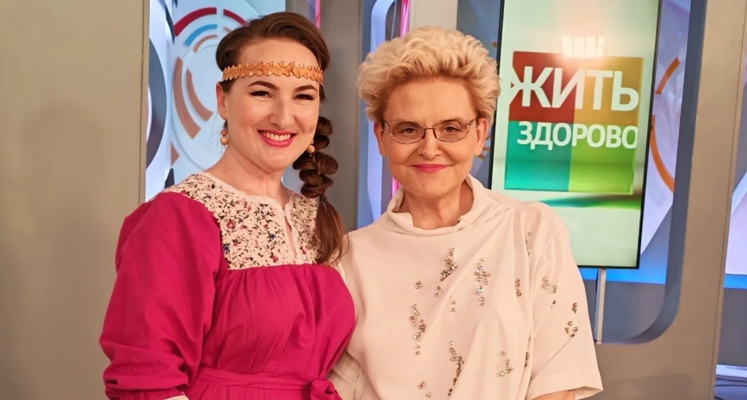 Карельский гид Анастасия Лазарькова приняла участие в съёмках программы «Жить здорово» на Первом кан