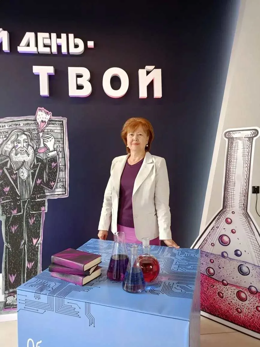 25 августа 2026 года учителя МБОУ «Каменская средняя школа» Ревина Марина Николаевна, Г...