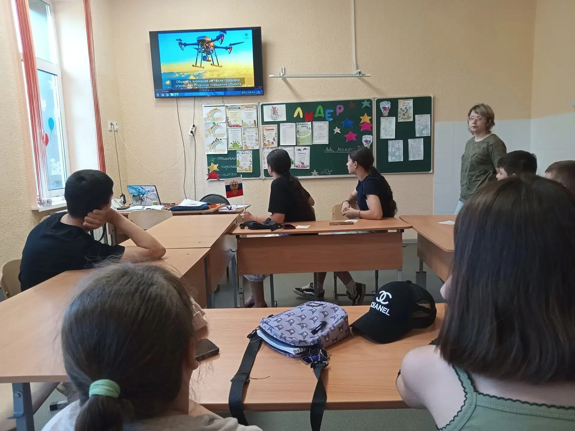 Мои безопасные каникулы: продолжаем важные разговоры 🛡
️В рамках Всероссийской акции «Мои безопасны