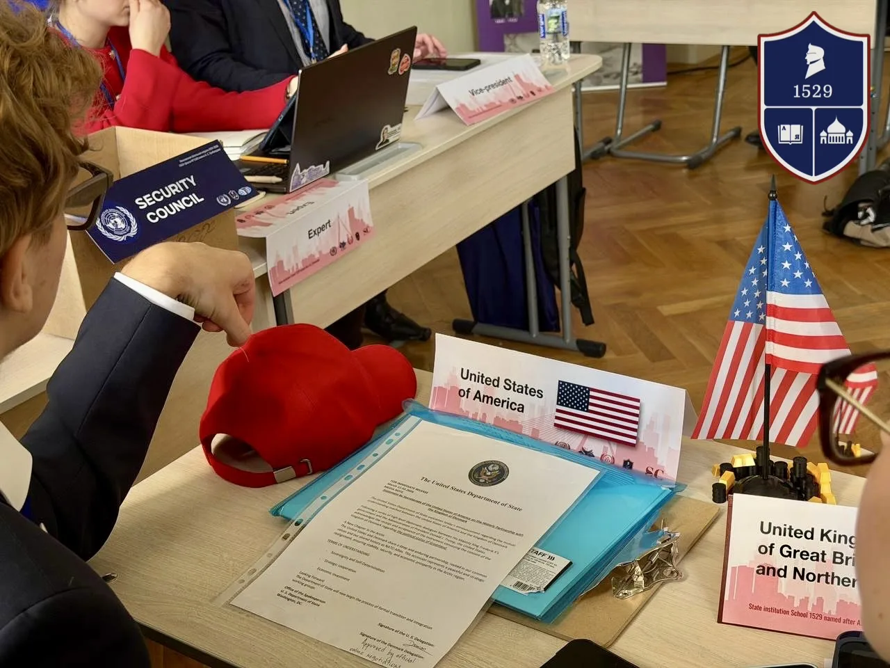 Второй день XVI Школьной Модели ООН: интенсивная дипломатическая работа  12 марта работа комитетов в