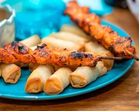 КУРИЦА НА ШПАЖКАХ