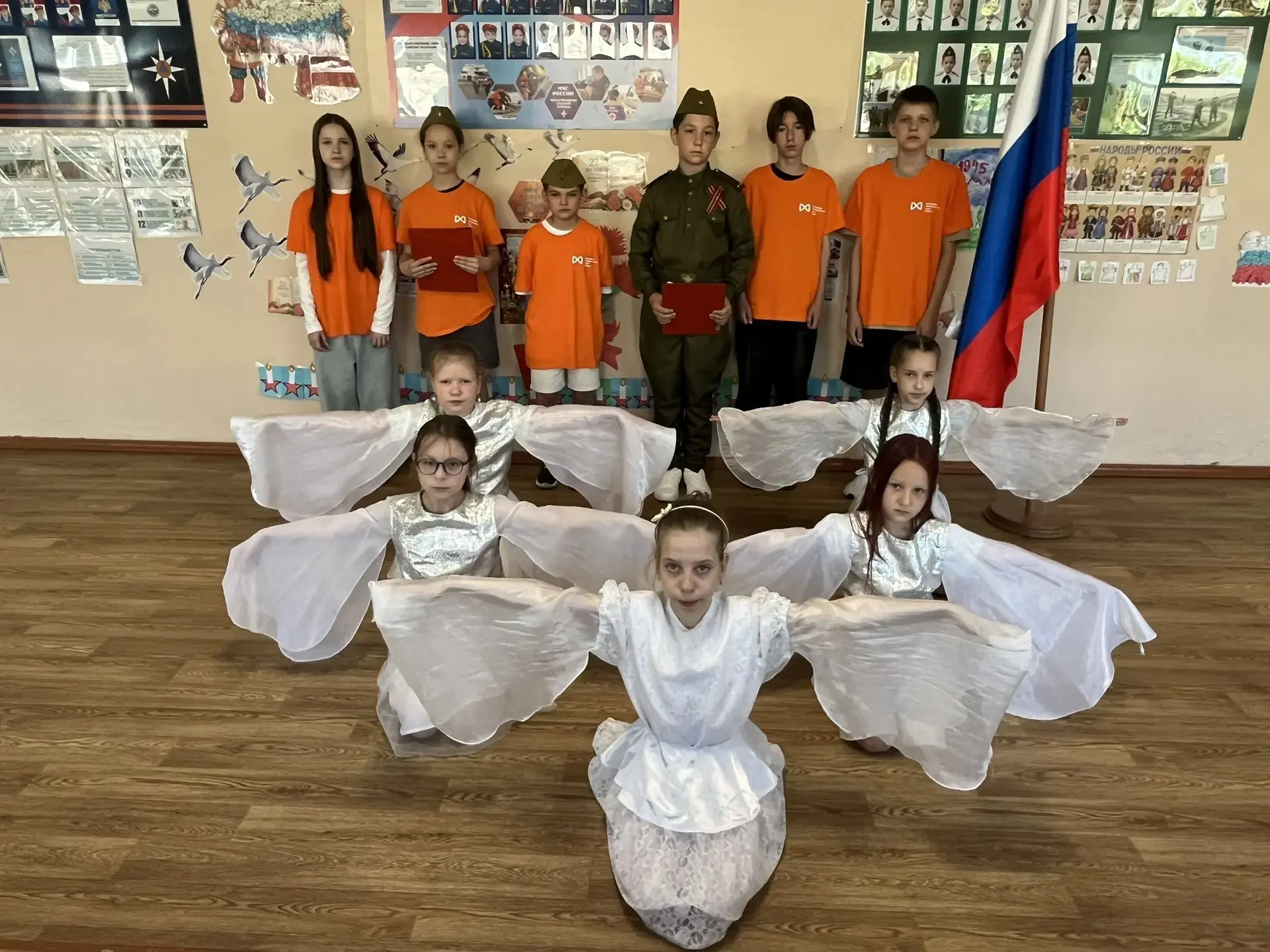 Сегодня на пришкольном летнем лагере прошла линейка Памяти и скорби, посвящённая 85- й годовщине нач