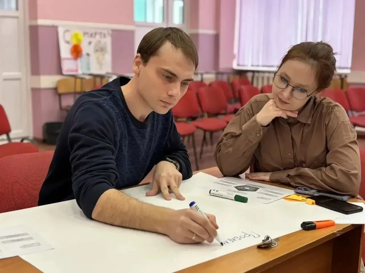 🚀 Молодые — молодым: в нашей школе прошла проектная сессия  5 марта в нашей школе состоялась проектн