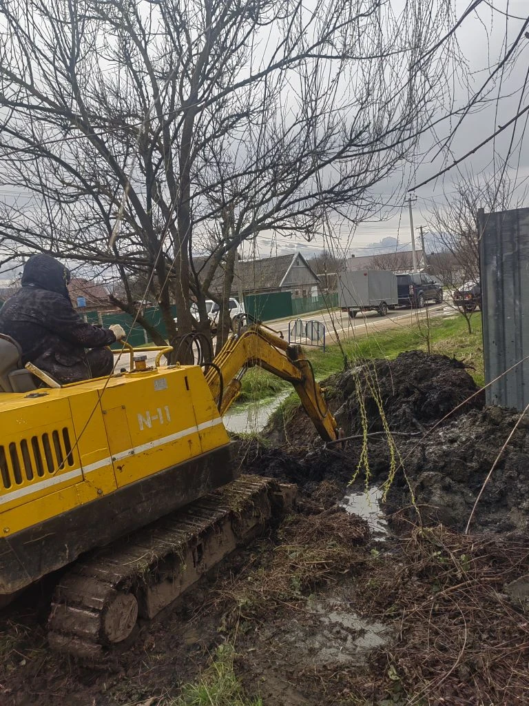 Устранение порыва в ст. Смоленской по ул. Мира 28