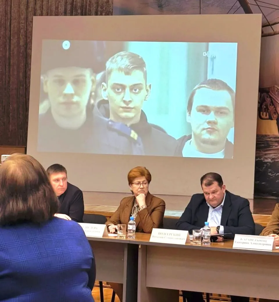 🤔 Как уберечь ребенка от беды? Этот вопрос стал главным на городском родительском собрании в Сочи 25